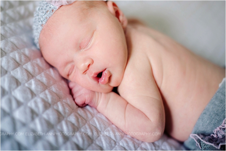 ohio newborn15.jpg