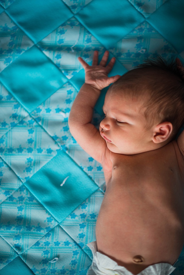 unposed newborn